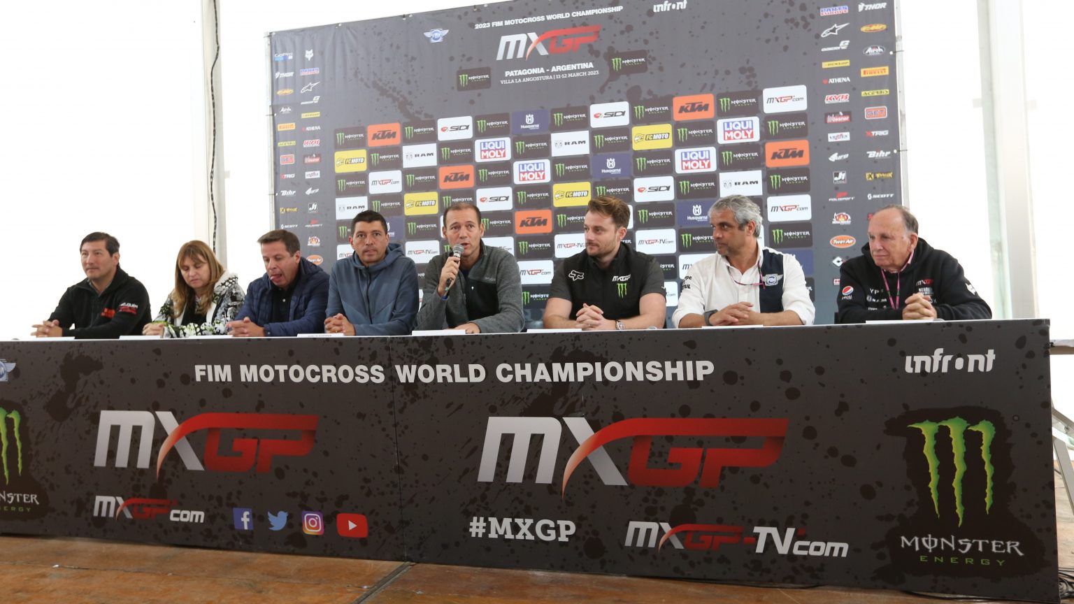Gutiérrez: “Es garantía que el Mundial de Motocross se va a seguir desarrollando en Villa La Angostura” thumbnail